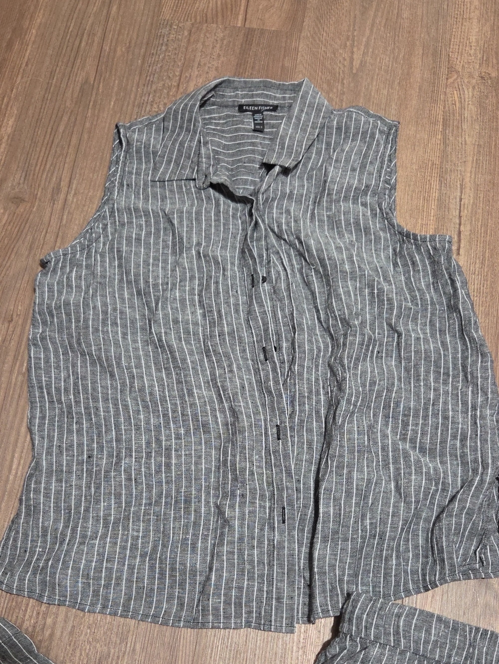 Eileen Fisher Grey with White Pinstripe Sleeveless Top & Pants Set - Picture 2 of 5